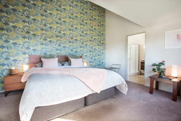 Visit Manuka Lodge