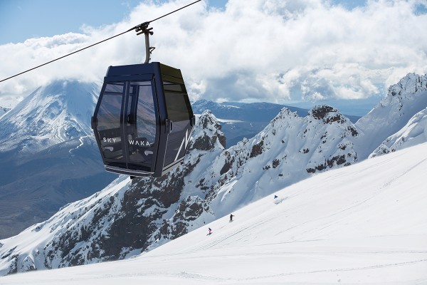 Sky Waka Gondala ascends to the Knoll Ridge cafe 2000m for spectacular views, Mt Ruapehu, Whakapapa, 35 mins drive from us